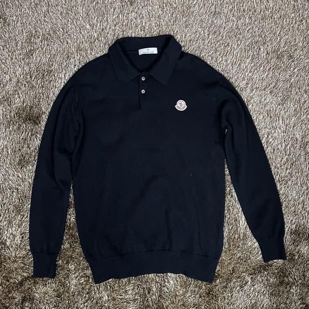 몽클레어 Moncler 블랙 로고 패치 카라 니트  L