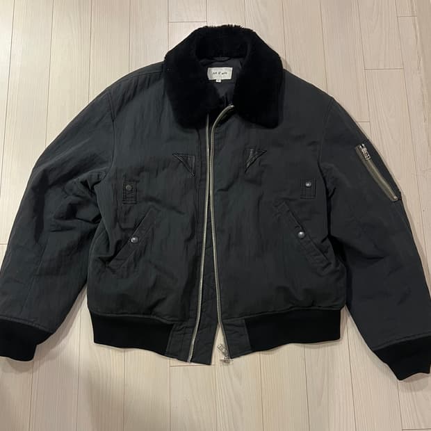 아트이프액츠 24FW 봄버 L