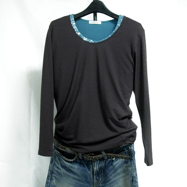 U neck T-shirts