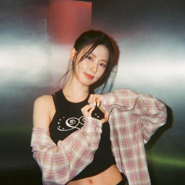 셋업이엑스이 셔츠