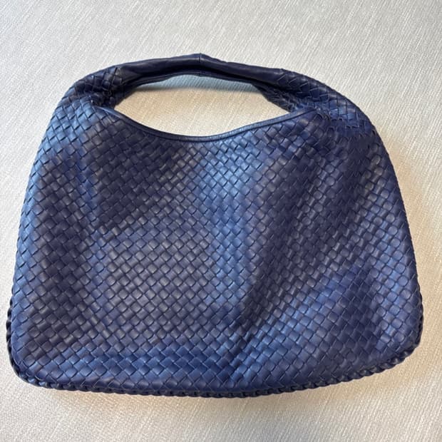 보테가베네타 인트레치아토 호보백 네이비