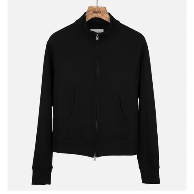 Comfy Zip Up_Black 50사이즈 구해요!!