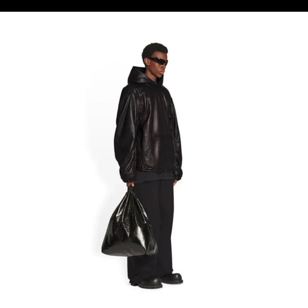 발렌시아가 레더후드 22f/w 3사이즈