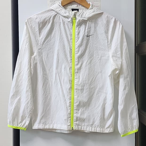 나이키 여성 바람막이 M