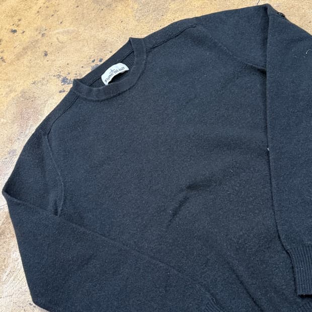 [정품/95,m] 스톤아일랜드 블랙 니트 스웨터 b19