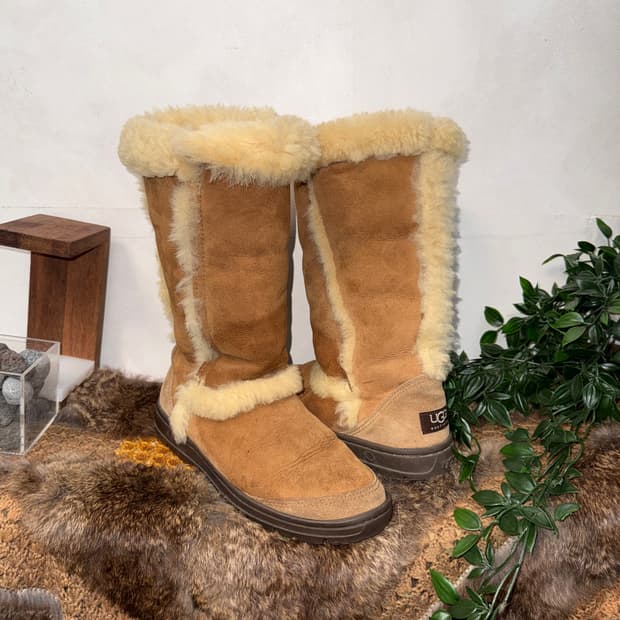 UGG Sunburst Tall Boots Chestnut 