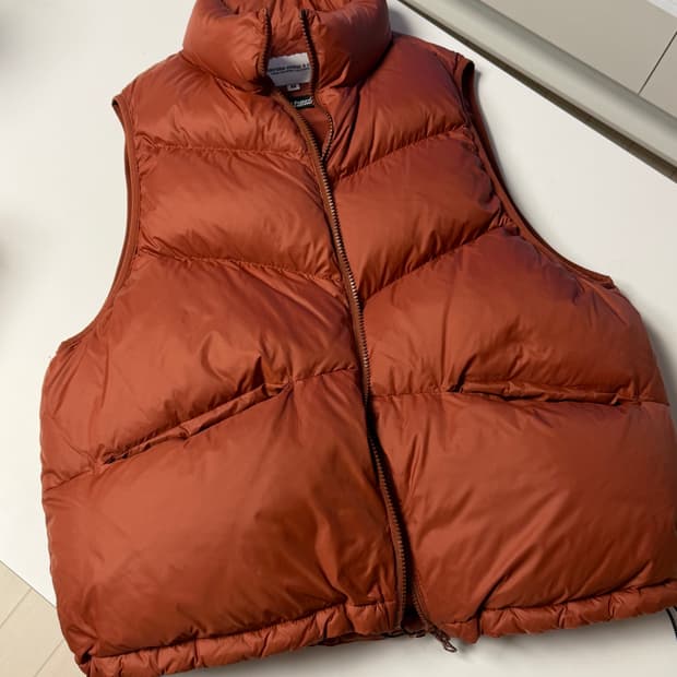 유니폼브릿지 패딩 베스트