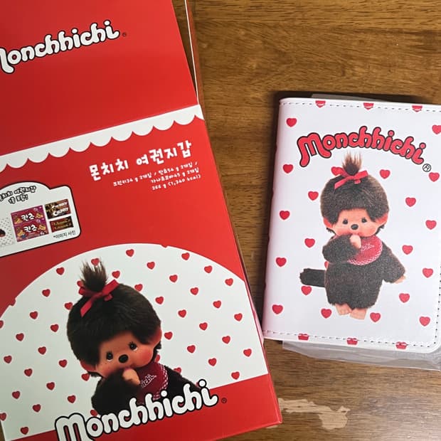 (새상품⭐️) 몬치치 여권 지갑