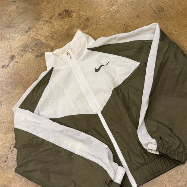 [정품/XL] 나이키 바람막이 화이트 카키 b14