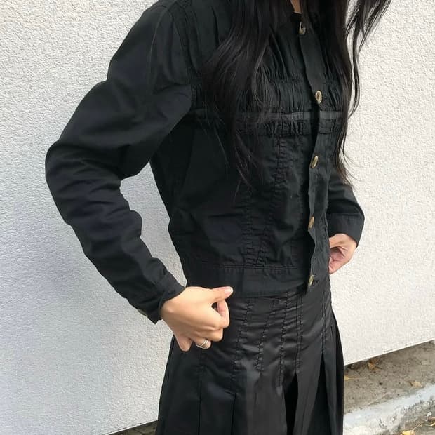 꼼데가르송 셔링 개더 재킷