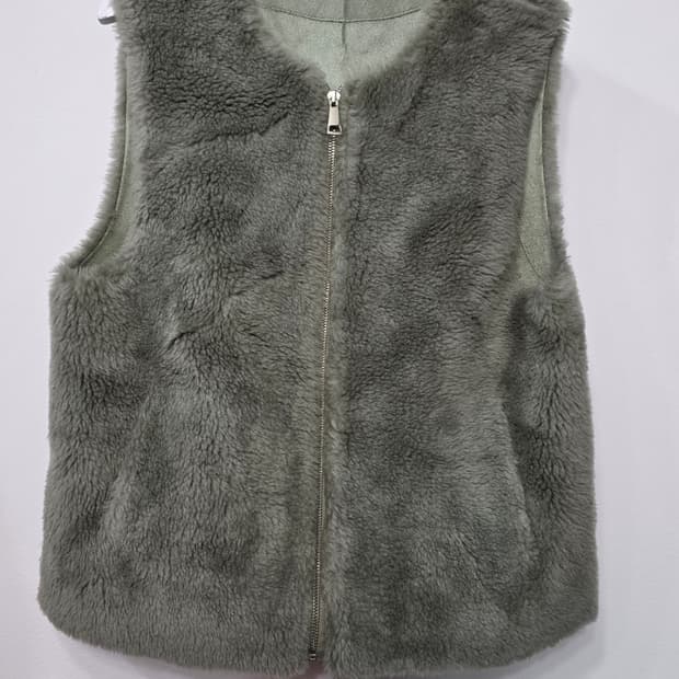 씨티지 여성 양모 조끼