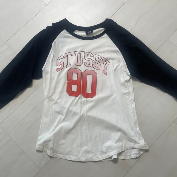 Stussy 80 롱슬리브 