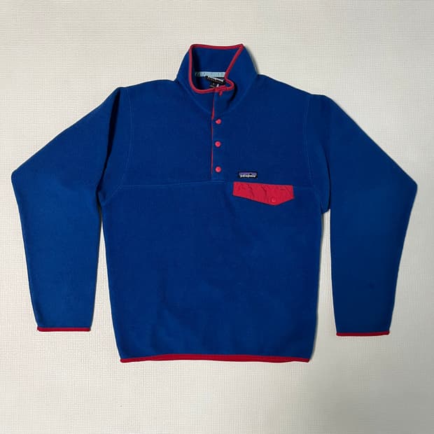 파타고니아 신칠라 블루/레드