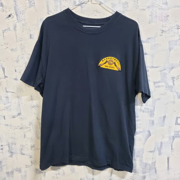 나이키 스우시 루즈핏 농구 반팔 티셔츠 블랙 