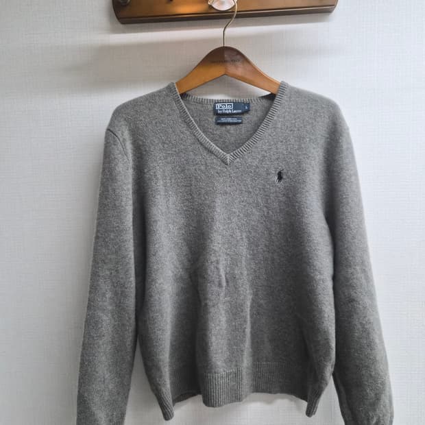 L) 폴로 랄프로렌 램스울 v넥 니트 팝니다