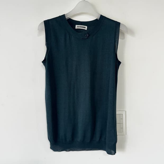 질샌더 코튼 실크 슬리브리스 니트 탑