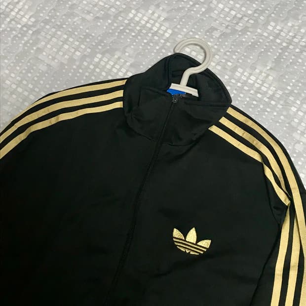 (무배) 아디다스 검골 구파이어버드