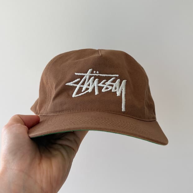 stussy 스투시 로우 프로파일 빅 베이직 스냅백 (코코아)
