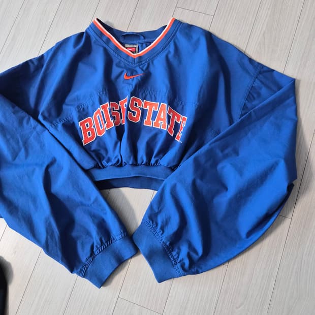 나이키 웜업 보이시스테이트 웜업 바람막이 아노락 L 크롭