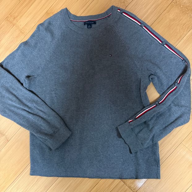 타미힐피거니트회색니트타미니트그레이니트여자니트여성니트옷벼룩옷장정리