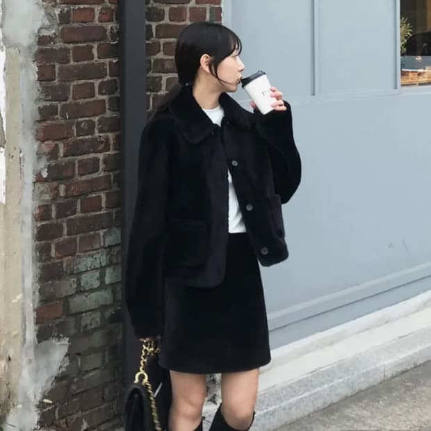 바시카 무스탕 퍼자켓 블랙