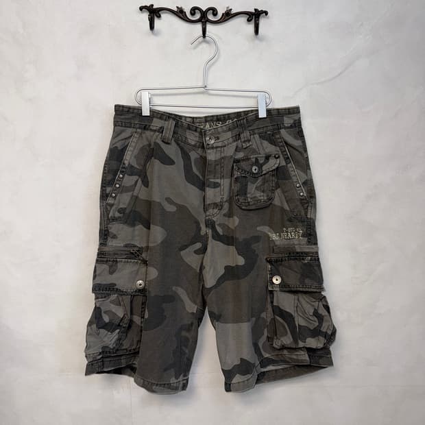 Gray camouflage multi pocket 카고반바지 
