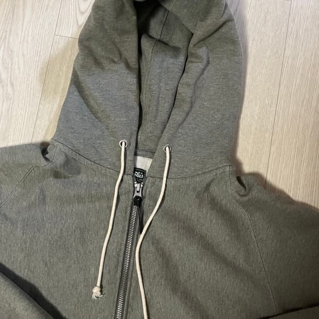 카키스 후드집업