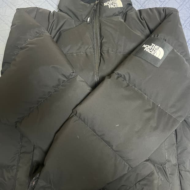 노스페이스 눕시 목 로고 버전