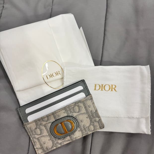 디올 카드지갑
