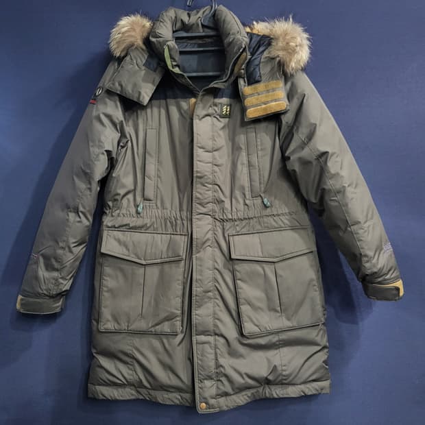 코오롱스포츠 윈드스토퍼 구스다운800필