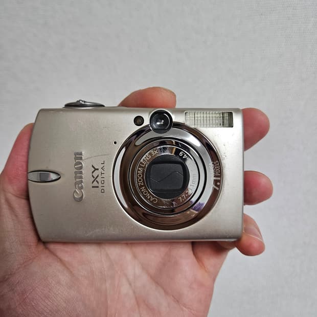 캐논 IXY 700 / IXUS 750 익시700 디카 디지털카메라