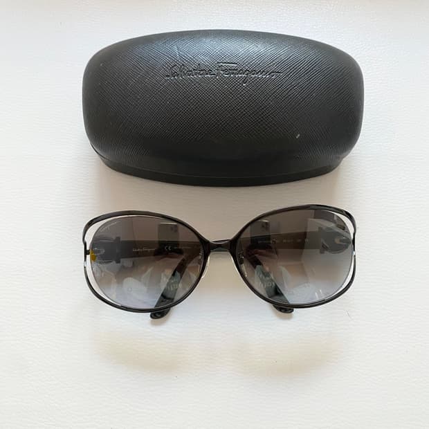 [페라가모]정품 간치니 로고 선글라스 (SF124SRK)