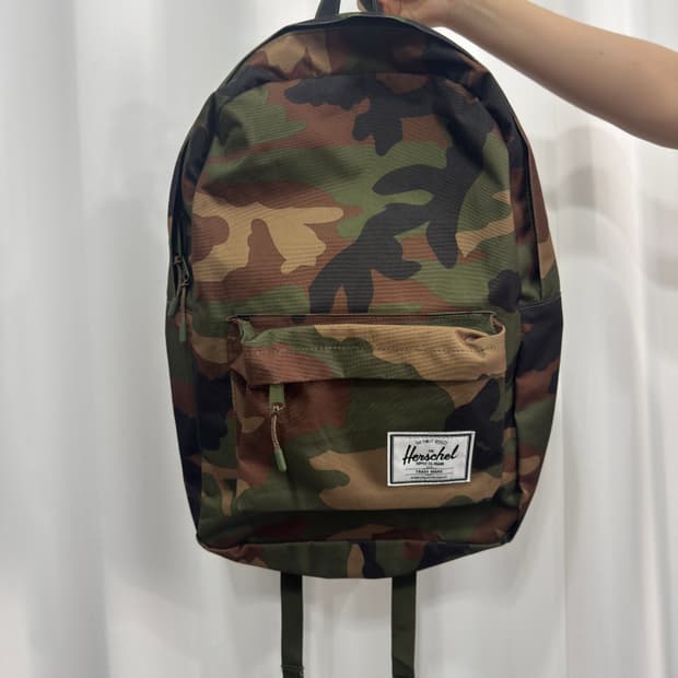 herschel camo backpack