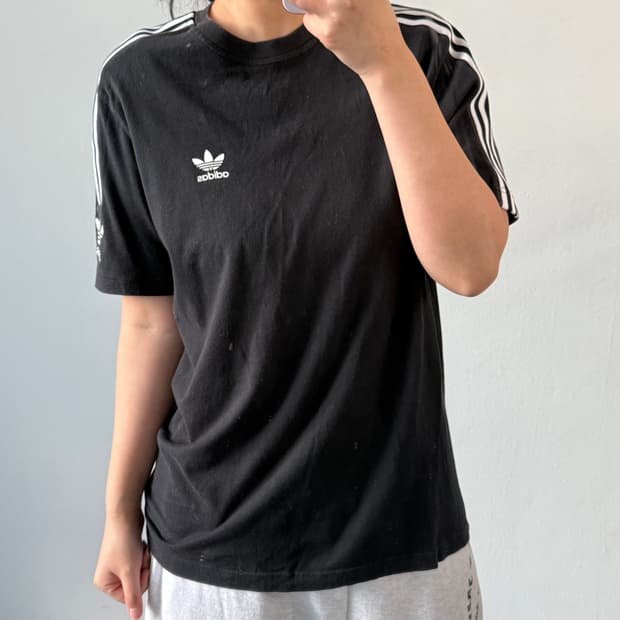 [L] 아디다스 블랙 반팔