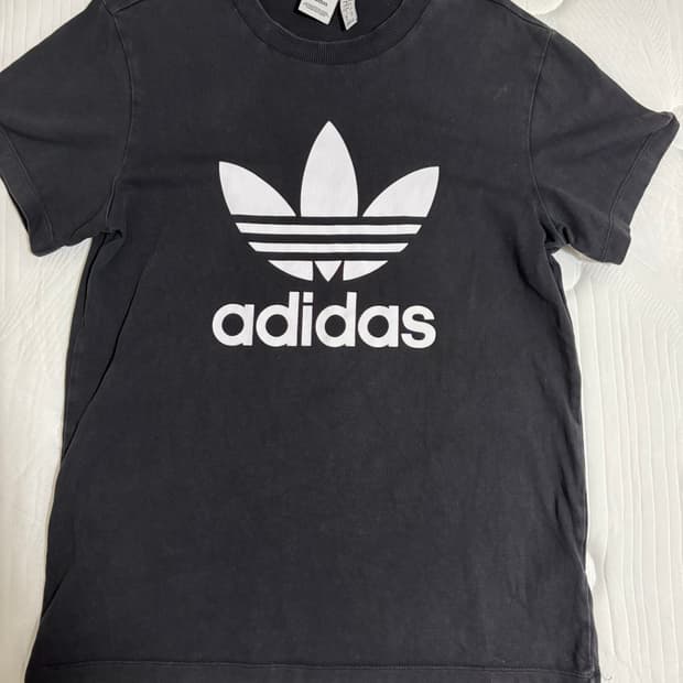 아디다스 반팔티