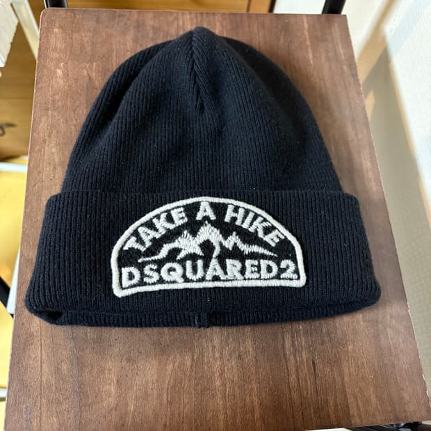 디스퀘어드2 비니