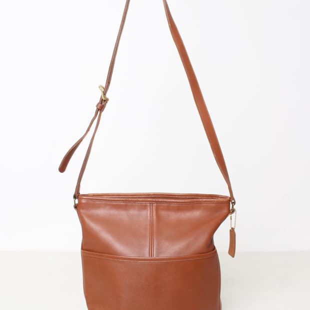 COACH Glove tanned Leather