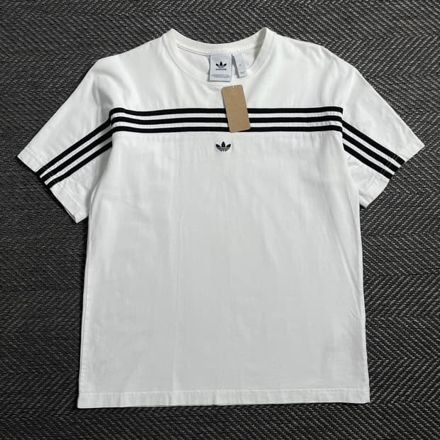 아디다스 오리지날 센터로고 화이트 반팔 티셔츠 o 4464