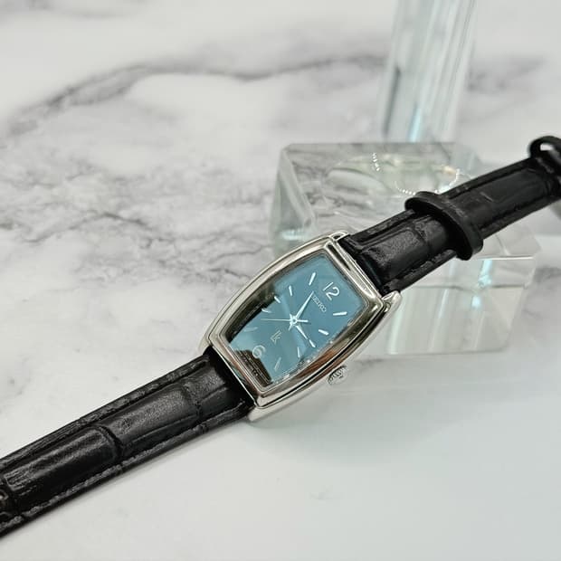 90s00s 빈티지 세이코 루키아 토노 블랙다이얼 워치