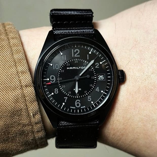 해밀턴 카키필드 쿼츠 올블랙 (40mm)