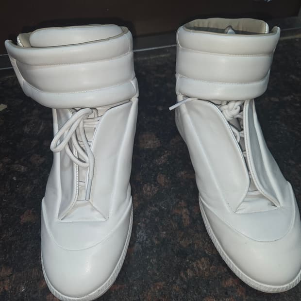 메종 마르지엘라 퓨처 스니커즈 화이트 41