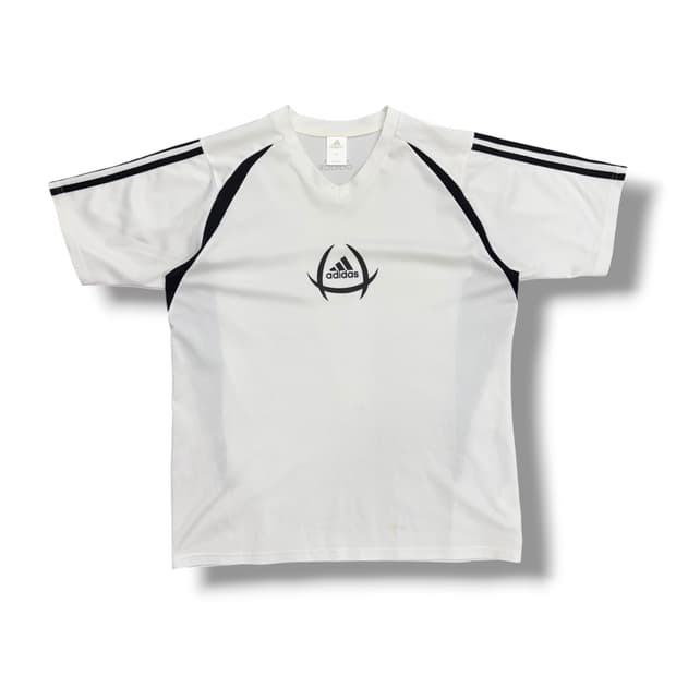 아디다스 스포츠 티셔츠 (XL)