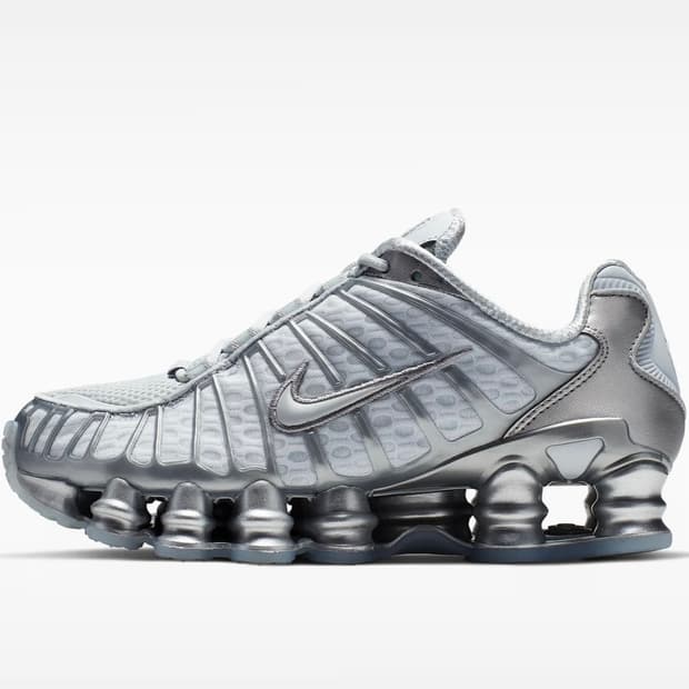 나이키 샥스tl 퓨어 플래티넘 앤 메탈릭 실버 265