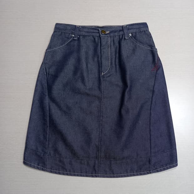27 03's 리바이스 엔지니어드 리오셀 스판 데님스커트 27-621