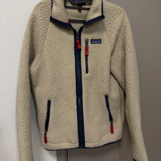 파타고니아 레트로 파일 폴리스