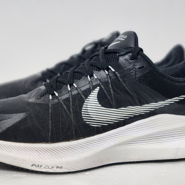 나이키 에어 줌 윈플로 9 블랙 275 mm