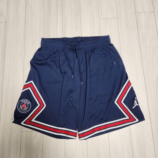[레어템] PSG 조던 매치 쇼츠 반바지 네이비 M / 파리생제르망