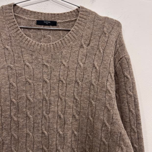 탑텐 울부클 꽈배기 라운드 니트