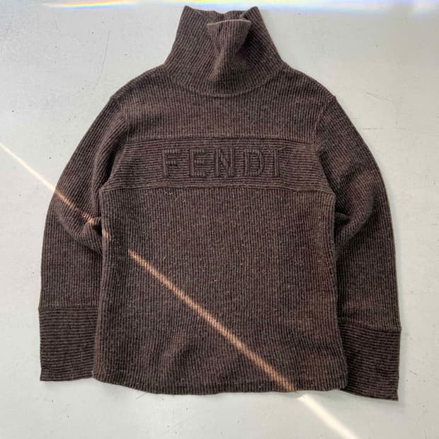 90s 펜디 로고 모크넥 니트