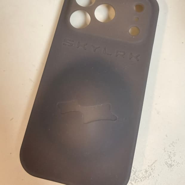 스카이라크 아이폰 17 프로 케이스